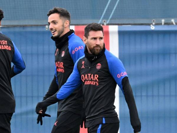 Lionel Messi durante un entrenamiento con el Paris Saint Germain.