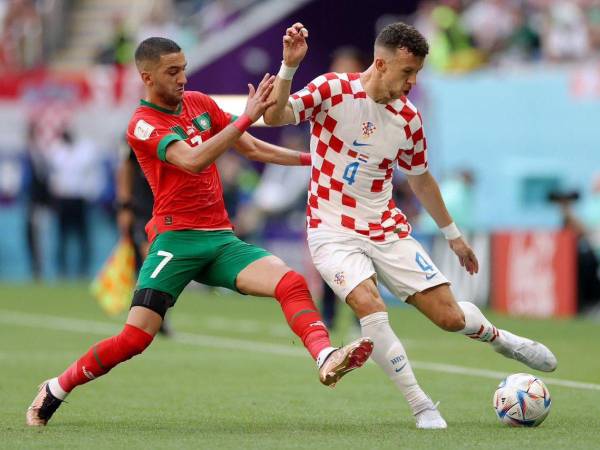 Hakim Ziyech e Ivan Perisic sostuvieron un gran duelo durante el partido entre Croacia y Marruecos