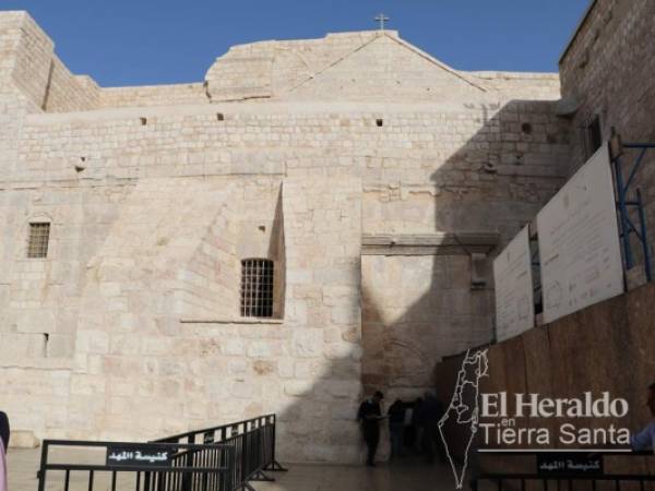 La Basílica de la Natividad en Belén, es uno de los templos cristianos en uso más antiguos. Fue construida sobre la cueva, más conocida como portal de Belén, donde tradicionalmente se cree que nació Jesús de Nazaret. Foto: EL HERALDO