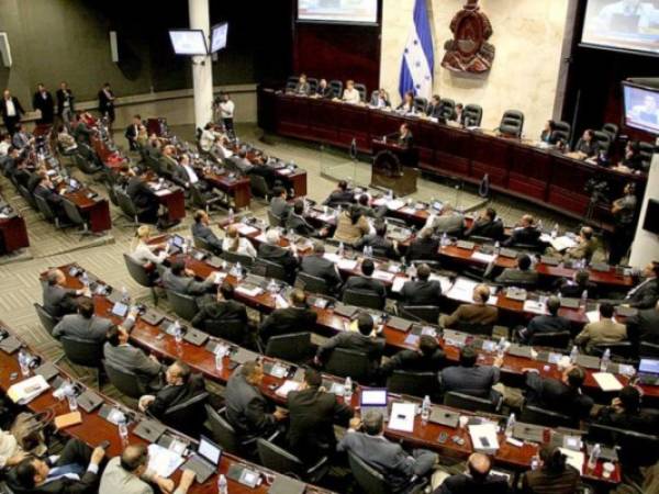 El vicepresidente del Congreso, Antonio Rivera Callejas, dijo que si la Comisión Especial “busca un consenso con todos los sectores, de ahí podría salir un buen producto”. (Foto: El Heraldo Honduras)