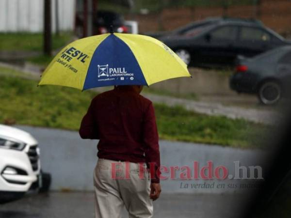 La onda tropical ingresará este sábado al país.