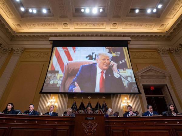 Se espera que el comité apruebe su informe final y vote sobre la remisión de los cargos al Departamento de Justicia de insurrección, obstrucción de un procedimiento oficial del Congreso y conspiración para defraudar a Estados Unidos contra el expresidente Donald Trump.