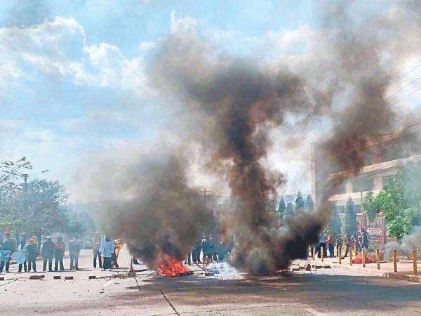 Las asociaciones estudiantiles denuncian el proceso utilizado por el Consejo Universitario para elegir a la nueva JDU.