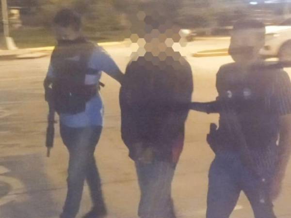 Gracias a una denuncia de robo, agentes de la DPI dieron con la ubicación del sujeto para capturarlo.