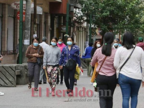 En toda la pandemia, desde el 11 de marzo de 2020, Honduras ya registra un total de 152,225 casos acumulados, 61,456 recuperados y 3,669 muertes por coronavirus. Foto Efraín Salgado| EL HERALDO