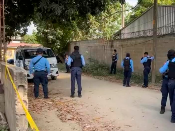 La unidad móvil fue identificada con la placa número 1146 de la ruta 2 de San Pedro Sula, Cortés.