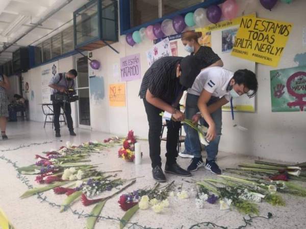 Nerly Zohemy Mendoza tenía 22 años y cursaba la carrera de Comercio Internacional en la Universidad Nacional Autónoma de Honduras (UNAH).