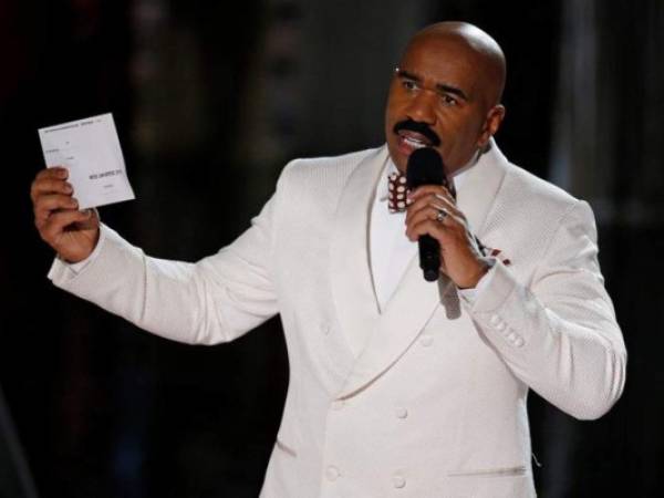 Steve Harvey cometió el error más grande de la tv el pasado domingo en el evento de Miss Universo 2015.