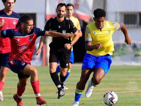 El “Choco” Lozano salió de titular en el partido dispuntando 36 minutos en el inicio de la pretemporada.