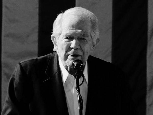 El candidato presidencial republicano Pat Robertson, fundó en 1988 la Coalición Cristiana.