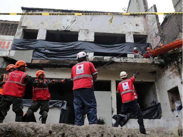 Se simuló un rescate en el gimnasio Rubén Callejas Valentine.