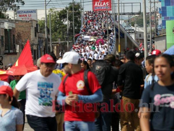 Además se afinaron detalles para que la consigna a favor de la defensa de los derechos laborales sea la abanderada en la marcha.