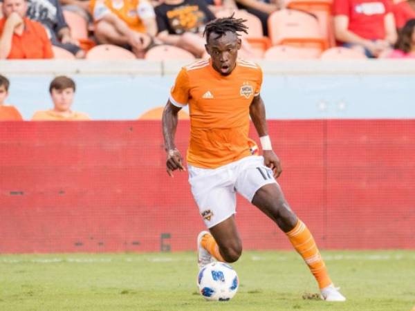 Alberth Elis, delantero del Houston Dynamo, está compitiendo como uno de los mejores de la MLS de Estados Unidos.