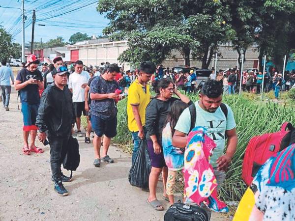 Migrantes continúan ingresando por la zona oriental del país.