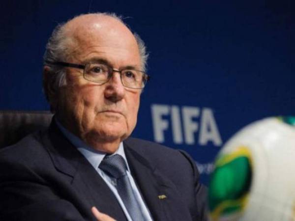 Blatter, presidente de la FIFA durante 17 años, renunció a continuar en la FIFA en 2015.