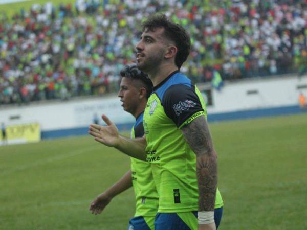 Agustín Auzmendi le anotó a los leones en los últimos dos juegos frente a ellos.