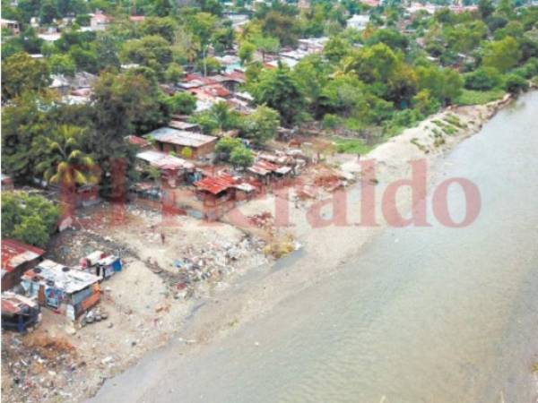 El aumento de la población que vive en zonas de alto riesgo hace que el país sea más vulnerable a un desastre natural. Foto: EL HERALDO