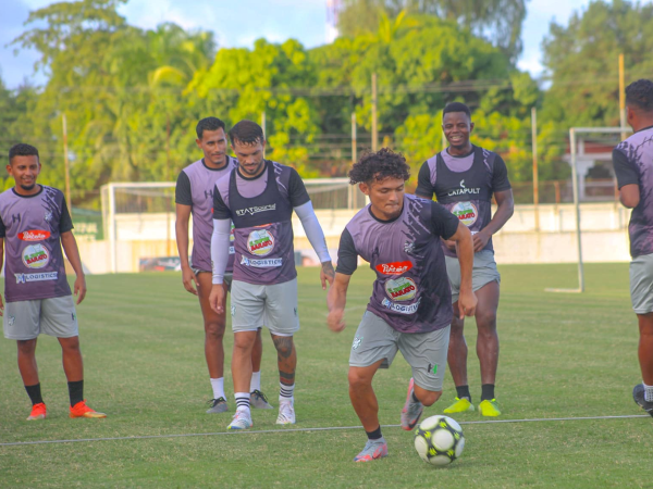 Platense se quedó en fase de grupos en el Apertura 2023, donde tuvo dos técnicos.