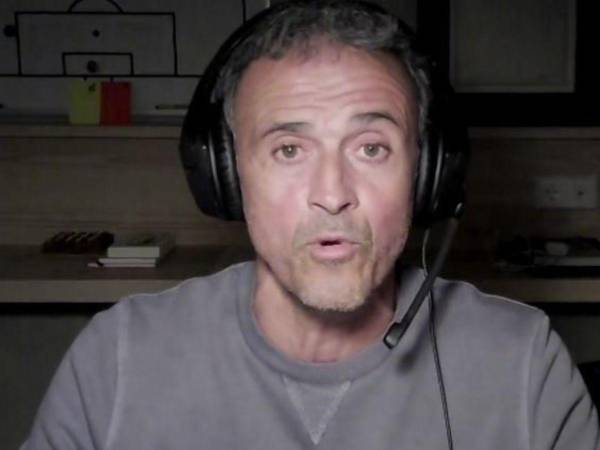 Fiel a su estilo, Luis Enrique anunció su peculiar proyecto al frente de La Roja.