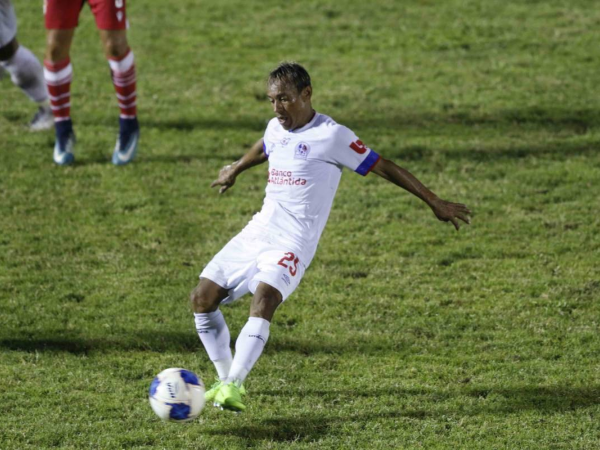 El “Pulgarcito” no dejó claro su nueva tras dejar las canchas profesionales y su marcha del fútbol profesional en Honduras.