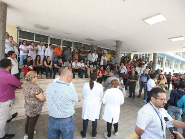 Las plazas que no tuvieron ningún problema se hará hoy la toma de posesión para los médicos.