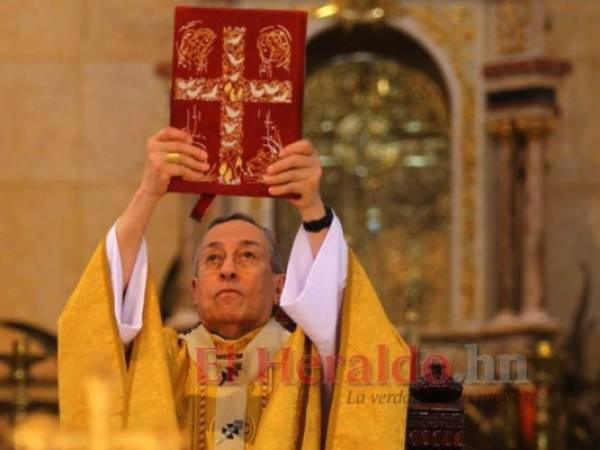 Cardenal Óscar Andrés Rodríguez en la Basílica de Suyapa. FOTO DE ARCHIVO: EL HERALDO