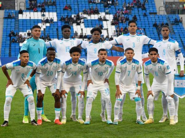 Este fue el equipo titular de Honduras en su debut Mundialista.