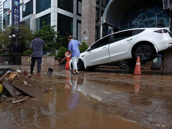 Varias partes de Seúl y otras ciudades aledañas, también se vieron afectadas por las fuertes lluvias