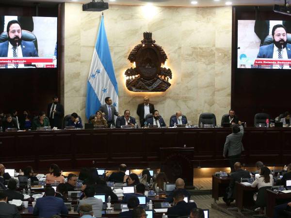 La instalación de la segunda legislatura se dará mañana y por la tarde iniciará la sesión para empezar a elegir la nueva CSJ. Las diferentes bancadas anunciaron reuniones para presentar una nómina de 15.