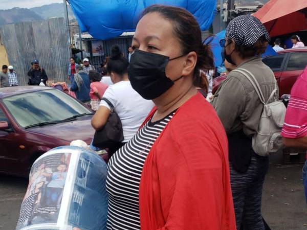 Familiares de los López salieron a las calles de la capital este lunes para recaudar dinero para pagar el rescate como medida desesperada ante la incertidumbre sobre el estado de sus parientes en México.