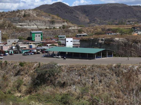 La construcción de la terminal inició en 2014, casi una década después al fin recibirá buses de manera paulatina en la zona sur.