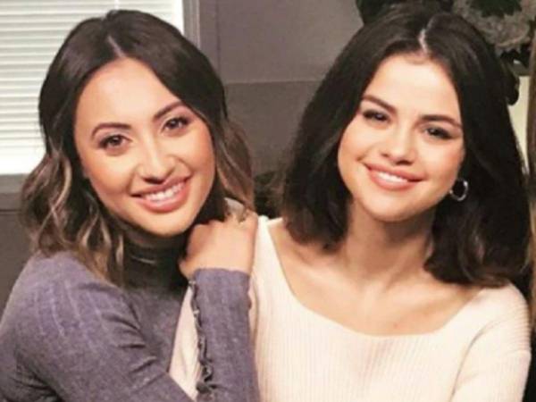 Francia y Selena son amigas desde que eran una niñas.