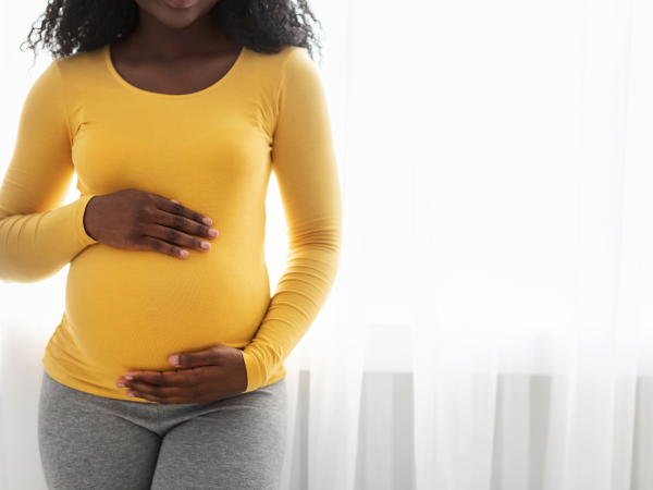 La mayor disparidad se encuentra en Estados Unidos, donde las mujeres afroamericanas tienen tres veces más riesgo de morir durante el embarazo.