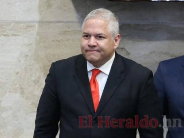 Enrique Reina, canciller de la República de Honduras, informó sobre la solicitud de la CICIH.