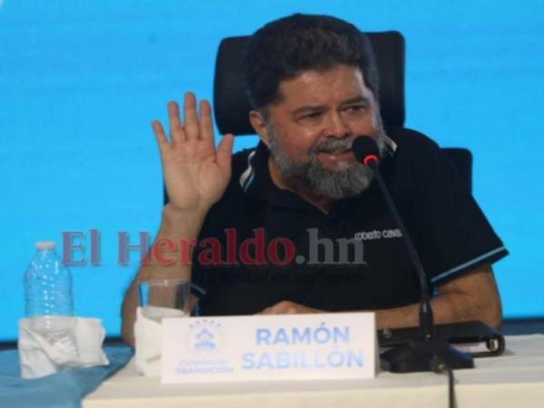 Ramón Sabillón es el ministro de la Secretaría de Seguridad de Honduras.