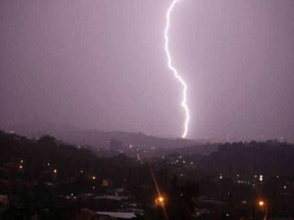 Este miércoles -8 de mayo- se esperan lluvias eléctricas en algunas zonas de Honduras.