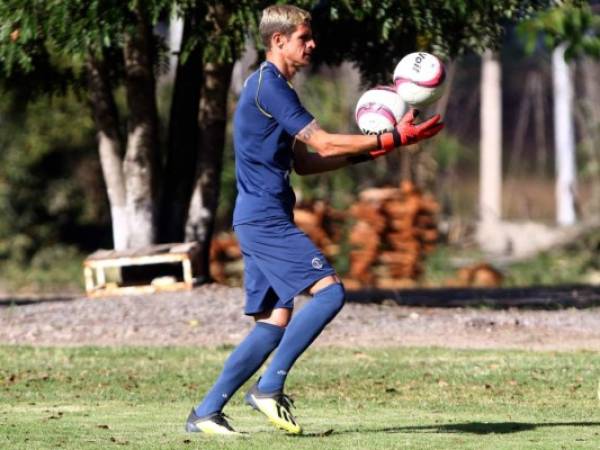 El argentino ha sido uno de los arqueros menos goleados en los últimos torneos de la Liga Nacional. Foto: EL HERALDO