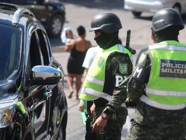 Operativos militares se ejecutan en la colonia Villa Cristina.