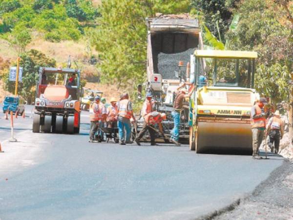 Se realizan trabajos de ampliación de la carretera CA-5, que es parte del Corredor Logístico.