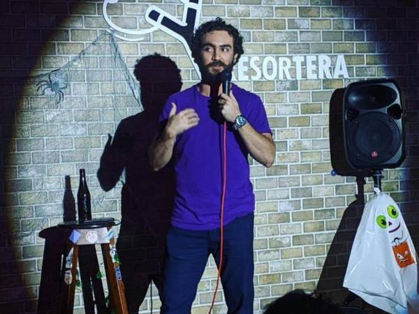 Colectivo Coyote ofrecerá una función especial de stand up comedy.