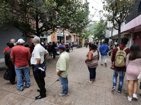 La mayoría de bancos permanecerá cerrado del jueves al sábado de Semana Santa.