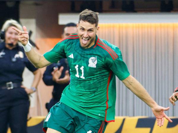 Santiago Giménez fue el heroe de la Selecció de México ante Panamá.