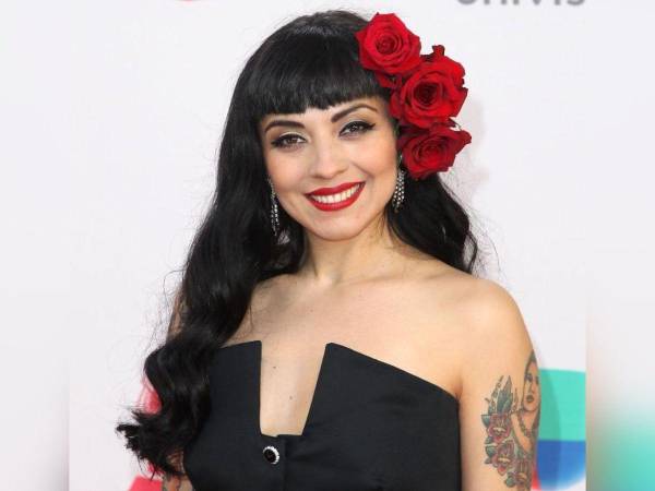 Norma Monserrat Bustamante Laferte, mejor conocida como Mon Laferte, es una cantante y compositora chilena quien también posee ciudadanía mexicana, que próximamente estará en Honduras, para presentar un concierto que promete ser único e inolvidable.