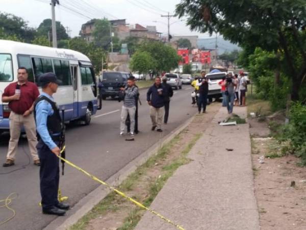 La pareja fue embestida en el anillo periférico de la capital de Honduras.