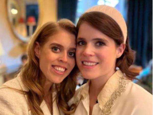 Eugenia y Beatriz son las hijas del príncipe Andrés. Ambas tenían una estrecha relación con la monarca fallecida.