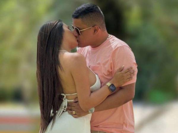 Alejandra Rubio y Javian Thompson, una de las parejas que más se han visto en polémica en los medios, tras la reciente noticia de suspender temporalmente su compromiso.