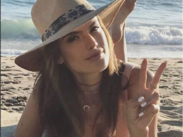 La modelo Alessandra Ambrosio lleva varios años viviendo en Estados Unidos por su trabajo. Foto: Instagram