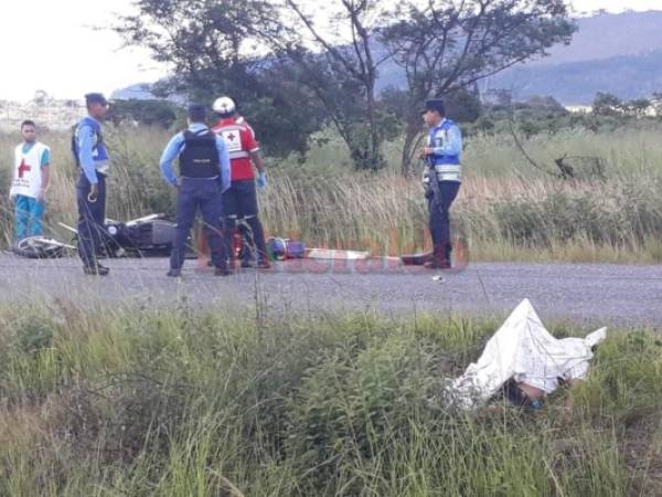 Marvin González y Janessy Torres son los nombres de las víctimas en la carretera CA-5. Foto: Alex Pérez/EL HERALDO.