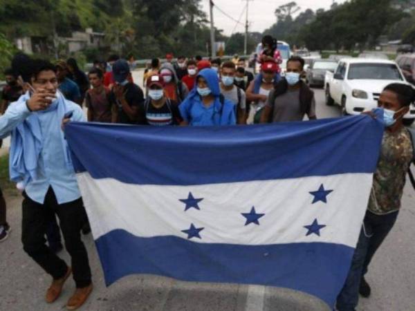 Imagen tomada durante una caravana de migrantes hondureños rumbo a Estados Unidos.