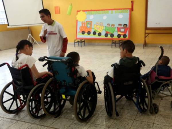 Los estudiantes del centro escolar ya están en clases.Foto:Johny Magallanes/El Heraldo.